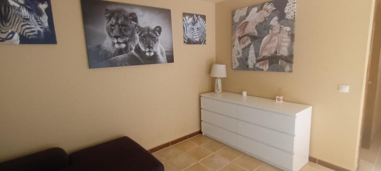 Beautiful, Spacious Villa, Heated Pool, Sleeps Eight, With Quality Furnishings Caleta De Fuste Εξωτερικό φωτογραφία